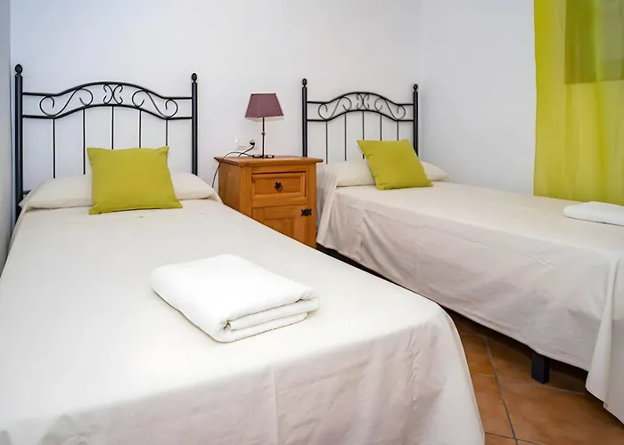 Апартаменти Casa Con Terraza Cerca Del Pueblo Solo Alquilamos A Familias *