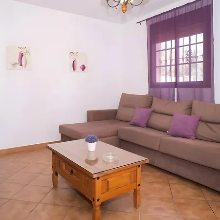Casa Con Terraza Cerca Del Pueblo Solo Alquilamos A Familias Кониль-де-ла-Фронтера
