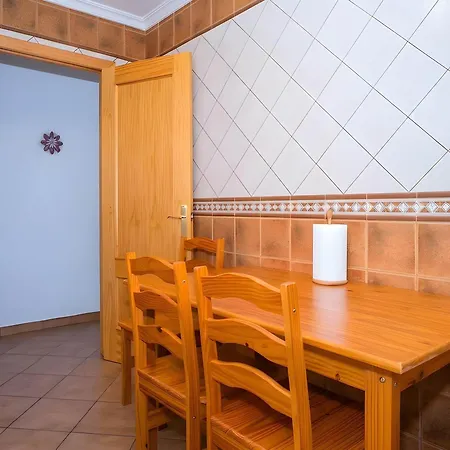Casa Con Terraza Cerca Del Pueblo Solo Alquilamos A Familias * קוניל דה לה פרונטרה